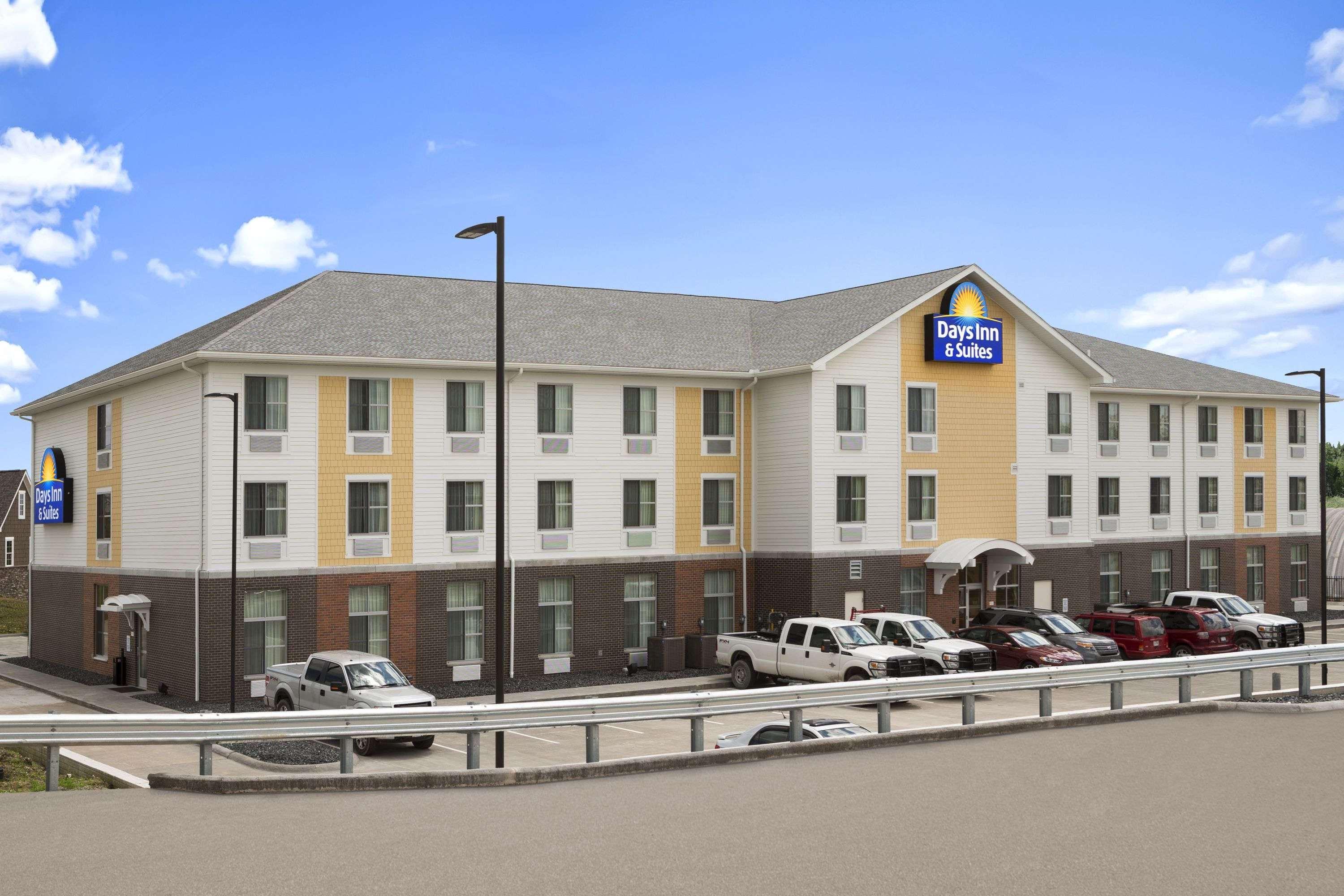 Days Inn & Suites By Wyndham Belmont Kültér fotó