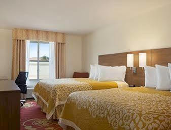 Days Inn & Suites By Wyndham Belmont Kültér fotó